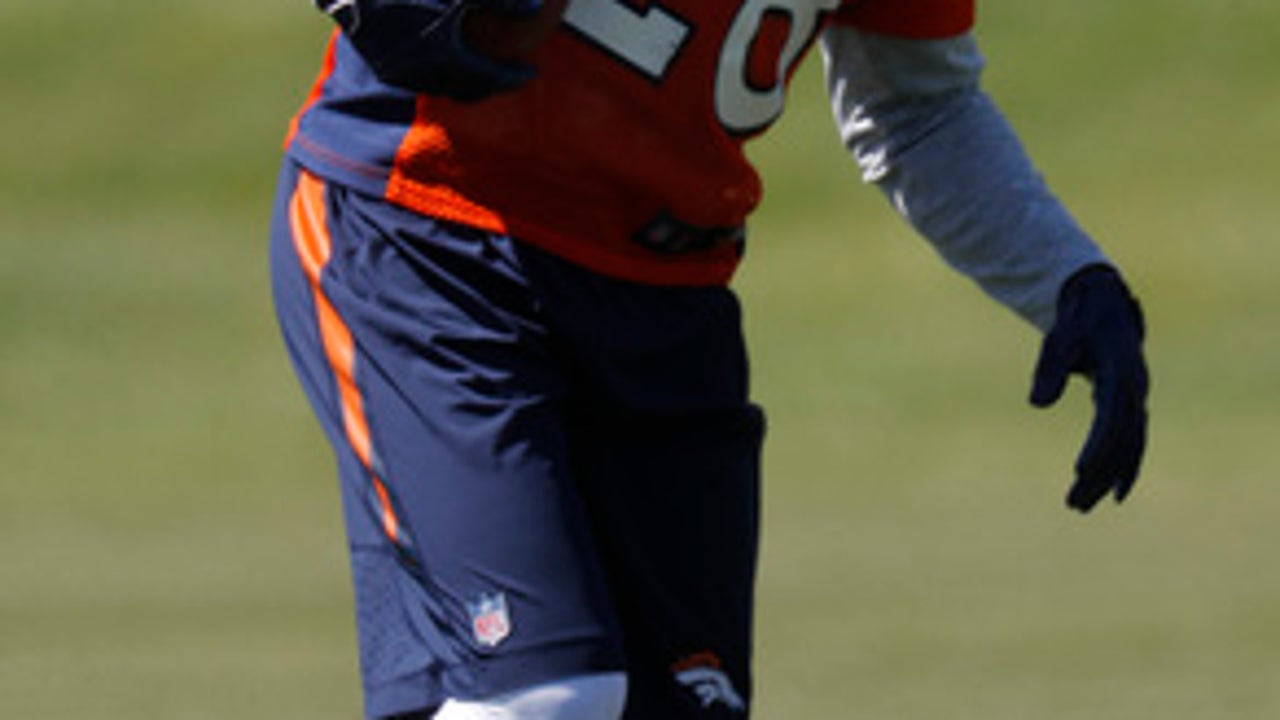 Broncos backfield filled with players making comebacks